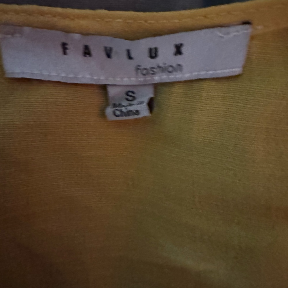 Elegant Yellow Ruffle Dress - Picture 12 of 12